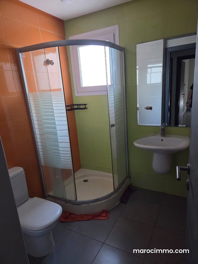 Bel appartement en location à Harhoura. 3 chambres agréables — 5