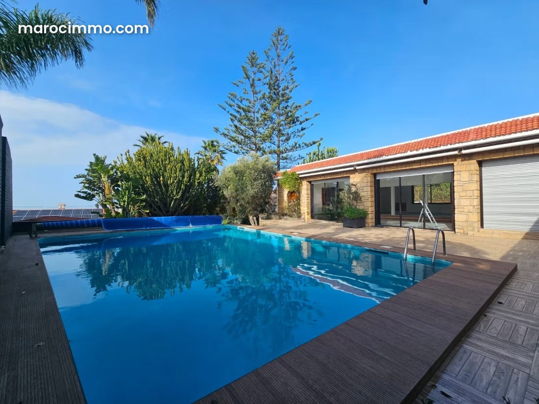 500 sqm Villa with Swimming Pool, Anfa, Casablanca, for Rent — Casablanca