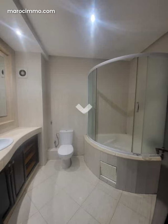 Appartement à Vendre de 188.0 m² à Casablanca, Val Fleuri — 5