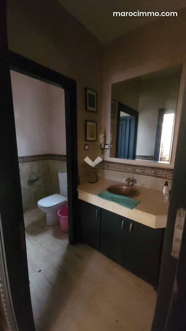 Villa à Vendre de 368.0 m² à Marrakech, Route De Fes Atlas Amelkis — 4