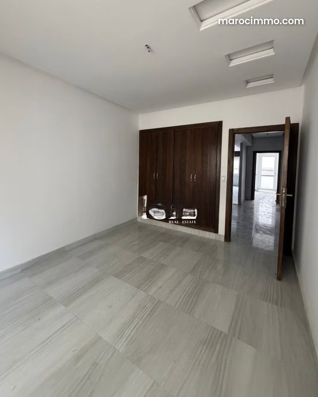 Appartement à vendre – Quartier Iberia, Tanger — 4