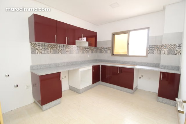 A vendre: Superbe appartement Hay Mohammadi — 4