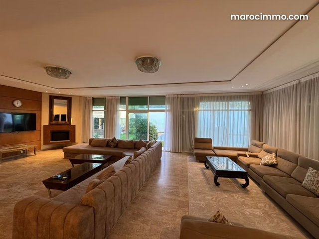 Villa à ne pas rater à souissi — 2