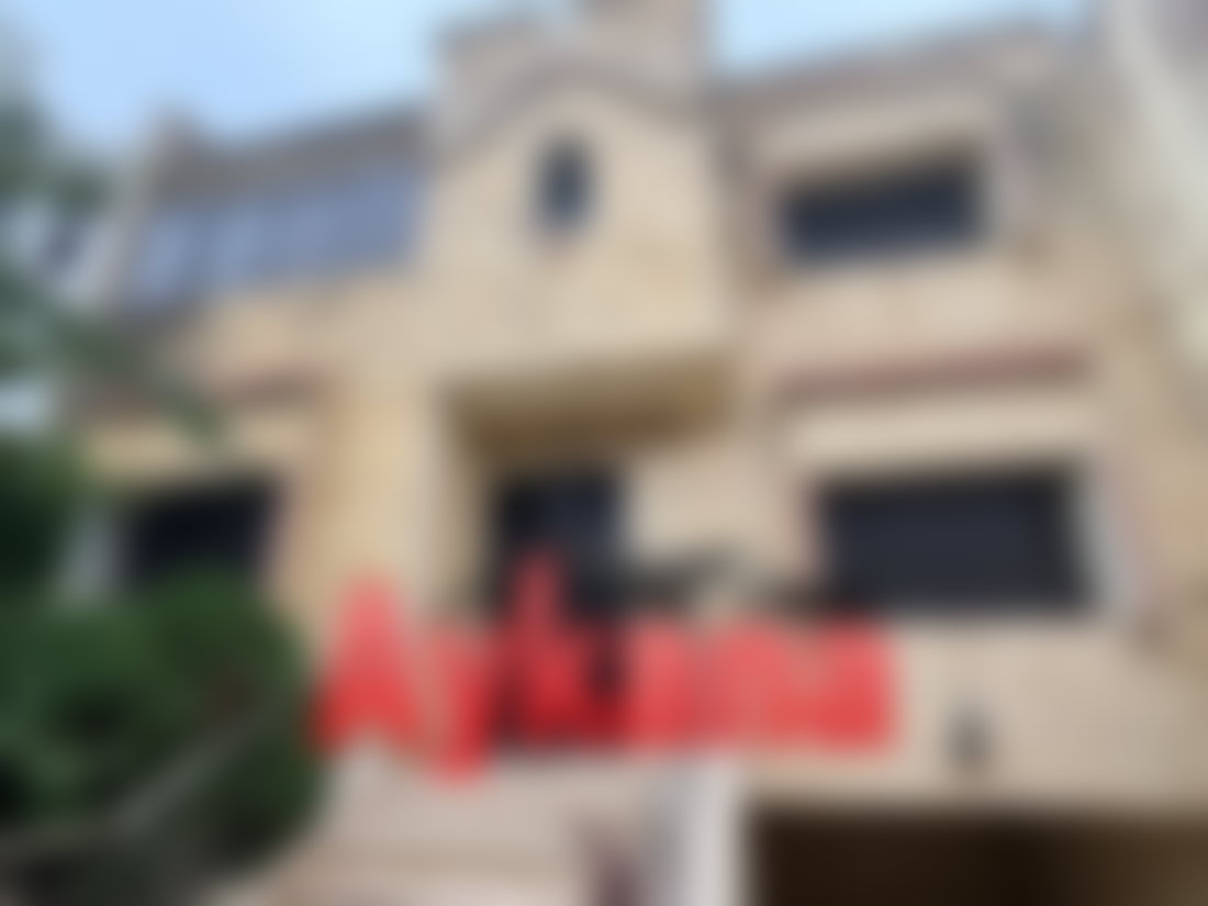 Villa 6 chambres à louer à Riyad, Rabat, quartier prisé