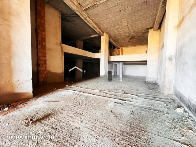 420 sqm Commercial Space for Sale in Casablanca — 2