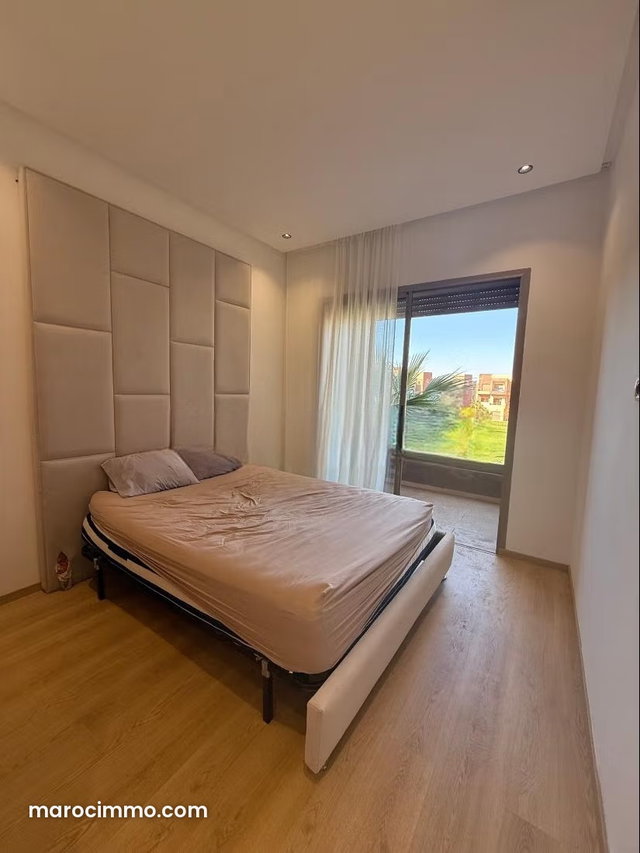 Appartement en vente à Route de Tahanaout. 2 chambres. Meublé — 4