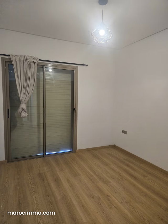 Bel appartement en location à Agdal. 2 belles chambres — 5