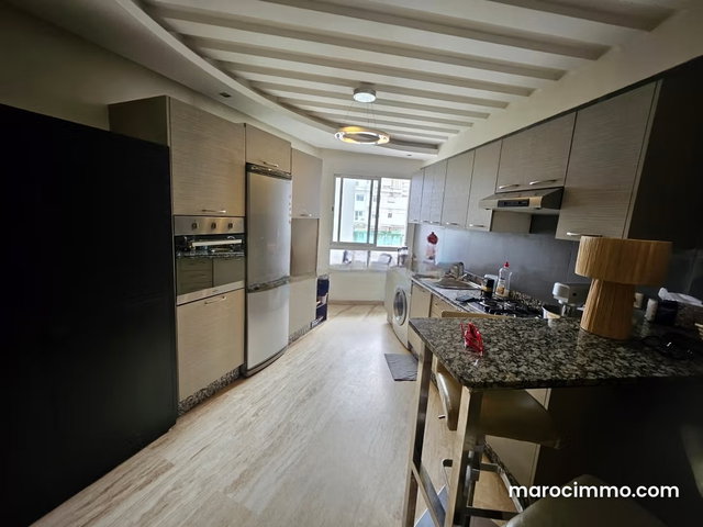 Studio avec terrasse etage eleve — 3