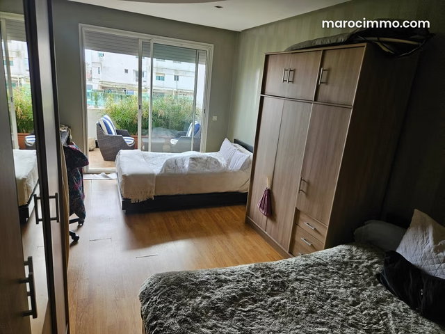 Studio avec terrasse etage eleve — 5