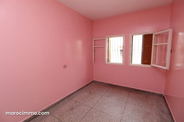 Immeuble avec Commerce à Hay Al Wafa — 5