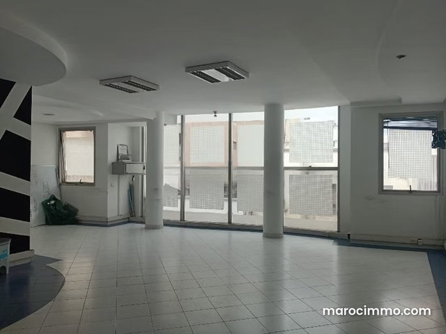 Plateau de Bureau à louer sur MAARIF — 4