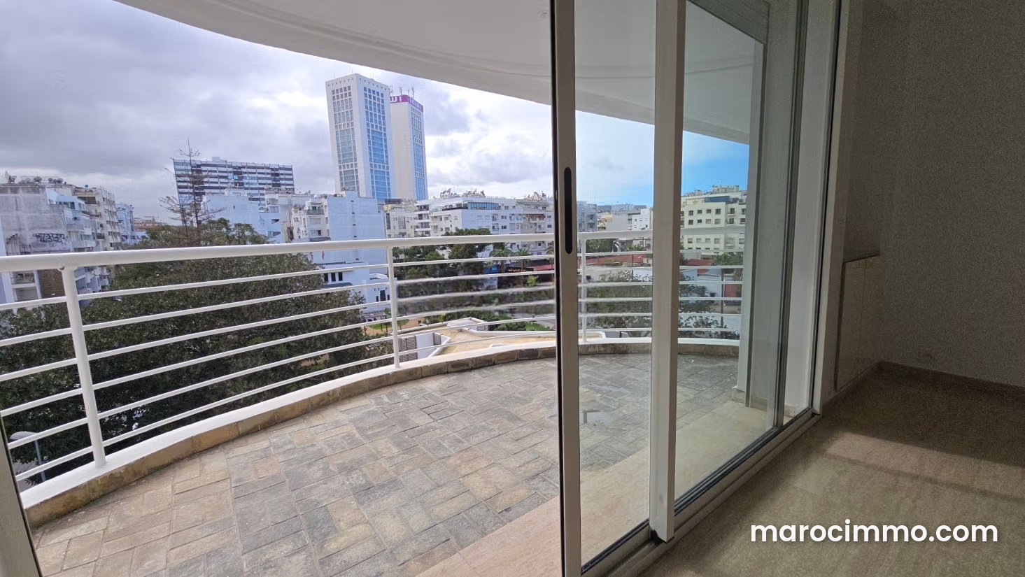 Appartement 137 m² avec terrasse à louer à Gauthier Casablanca — Casablanca