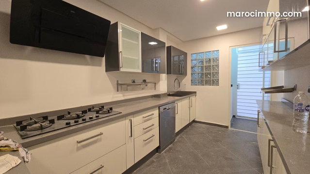 Beautiful Apartment with No Neighbors at Gauthier — 5