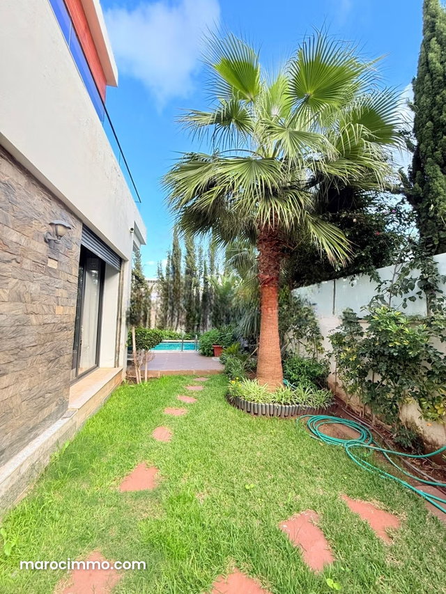 Luxurious Standalone Villa in the Green City — 3