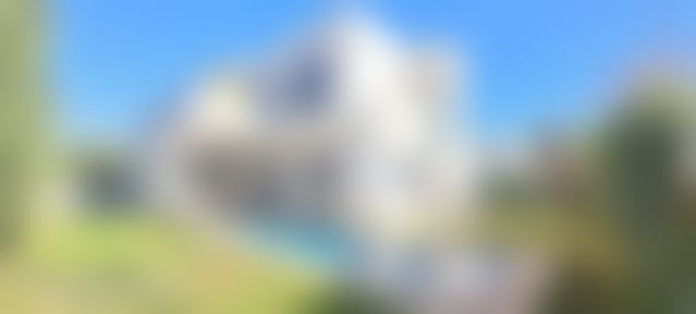 À louer : villa de standing avec piscine à Bouskoura Centre — Bouskoura
