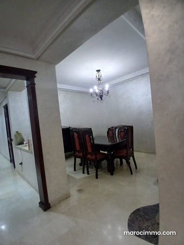 Appartement spacieux à vendre – 200 m² – 2ᵉ étage — 3
