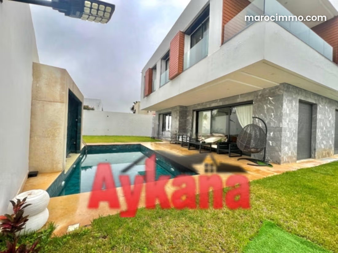 540 m² Villa, 5 Bedrooms with Pool, Riyad, Rabat — Rabat