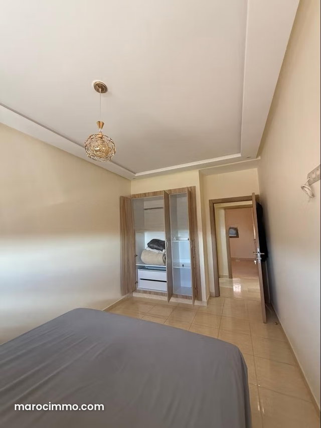Location d'un appartement à Route Casablanca. 3 chambres. Bien meublé — 5
