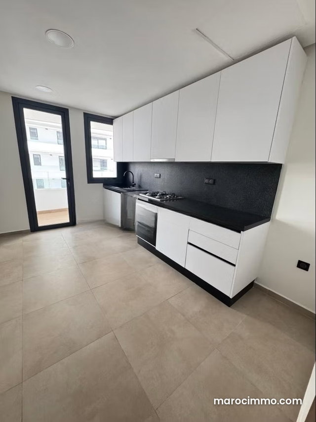 Bel appartement 3 Chambres à vendre à Casablanca Finance City. Grande terrasse — 5