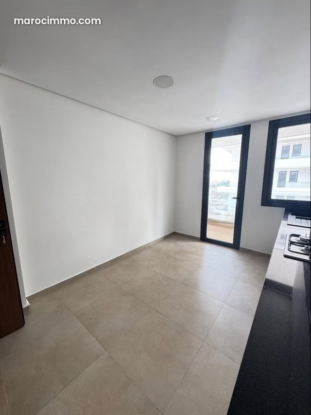 Bel appartement 3 Chambres à vendre à Casablanca Finance City. Grande terrasse — 4