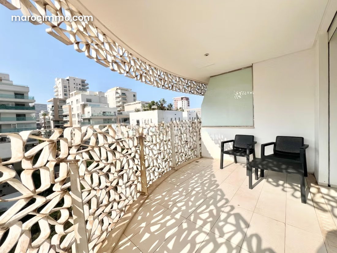 Two-bedroom apartment with terrace, Casablanca Finance City — Casablanca