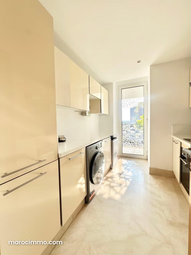 Superbe appartement meublé à louer à CFC — 5