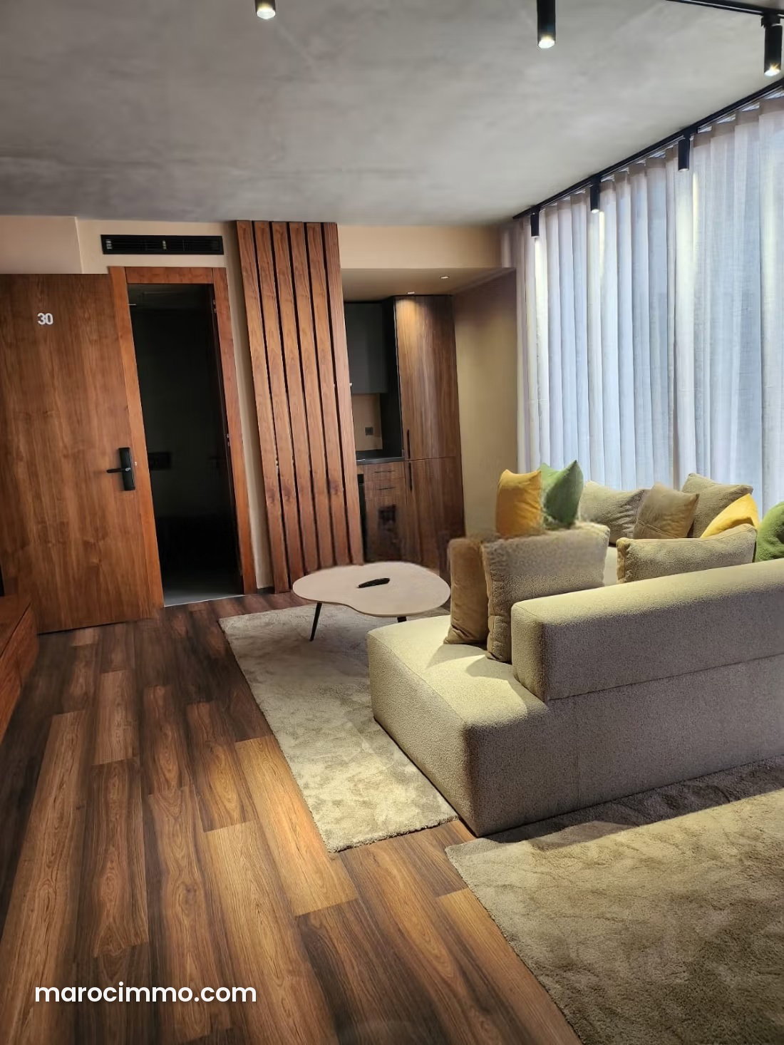 Furnished apartment with terrace for rent in Gauthier, Casablanca — Casablanca