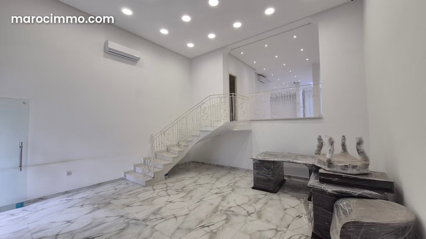 محل تجاري فاخر للبيع بقلب غوتييه الدار البيضاء — الدار البيضاء