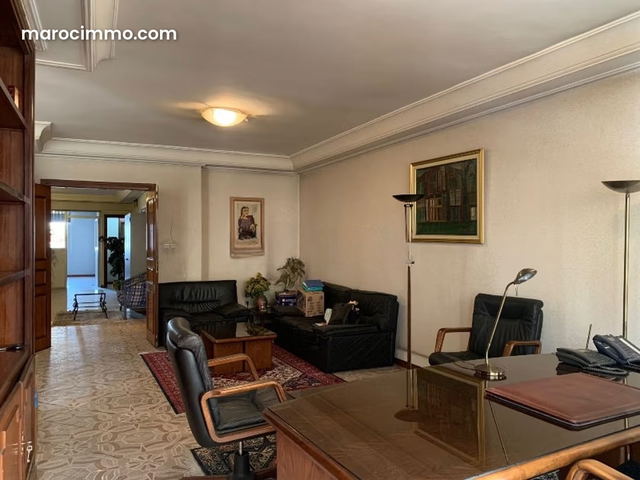 Plateau de bureau à louer au Bd d'ANFA — Casablanca