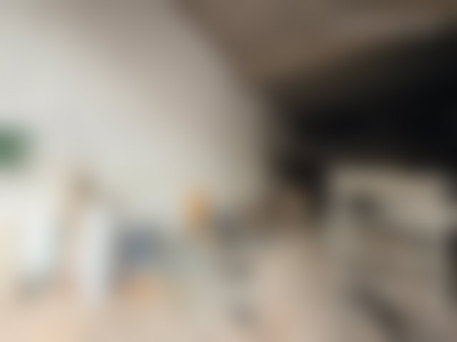 محل تجاري بواجهة عريضة للكراء بحي أوازيس بالدار البيضاء — 3