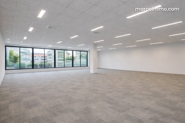 Bureaux de prestige à partir de 48 m2 au sein d’un business center de standing — 2