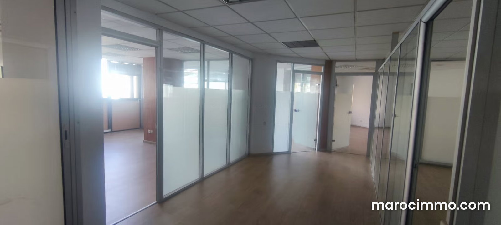 250 m² Office in Anfa, Casablanca: Prestigious Address, Ready to Move In — Casablanca
