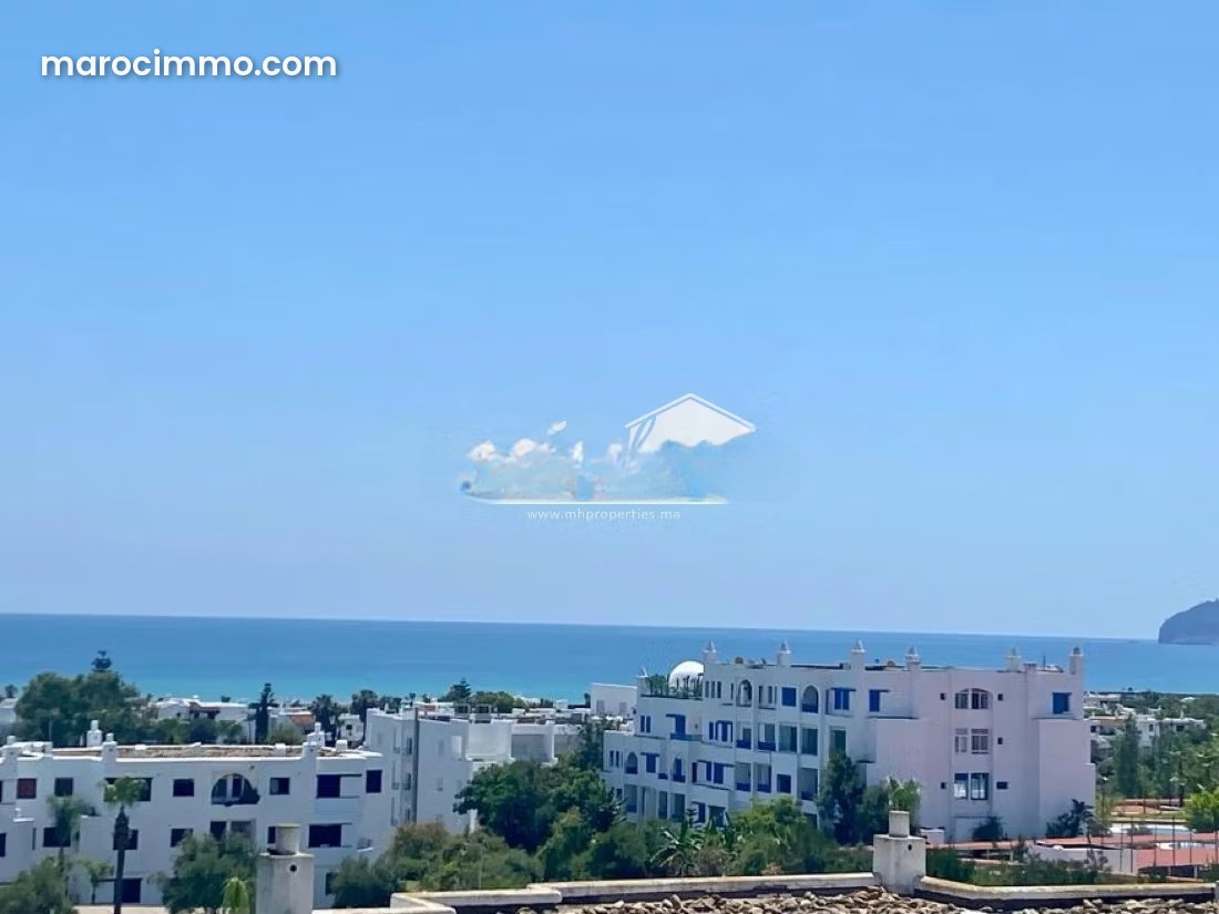 2-Bedroom Sea-View Apartment in a Secure Residence in Mdiq — Mdiq