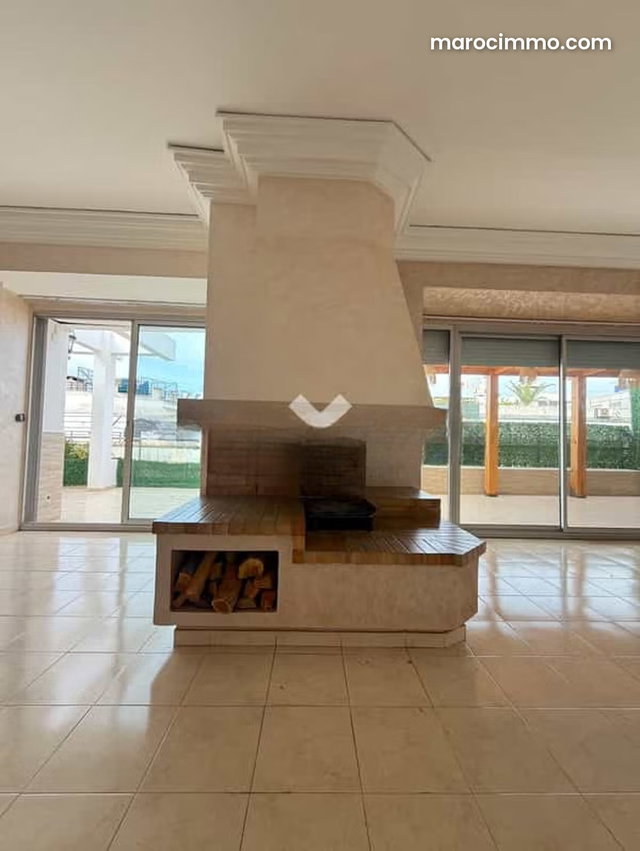 Appartement à Louer de 347.0 m² à Casablanca, Racine — 3