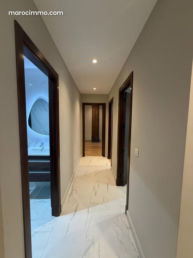 Residence with Pool in Malabata — 4