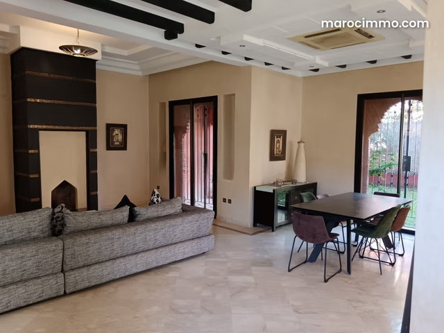 Villa semi meublée à la Location longue durée — 2