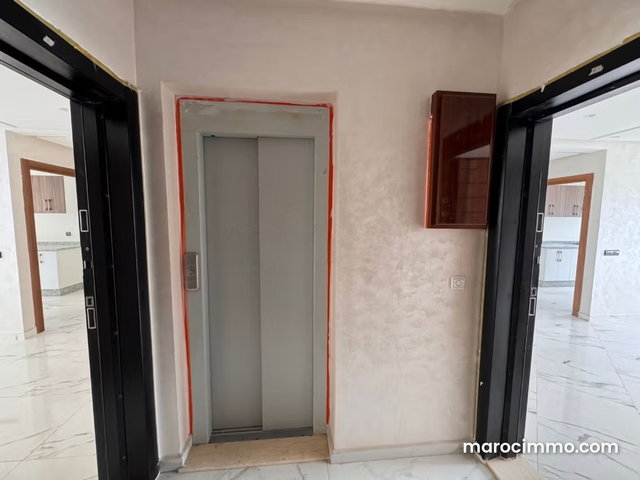 Appartement à vendre 82m à Bouskoura — 4