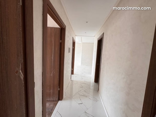 Appartement à vendre 82m à Bouskoura — 2