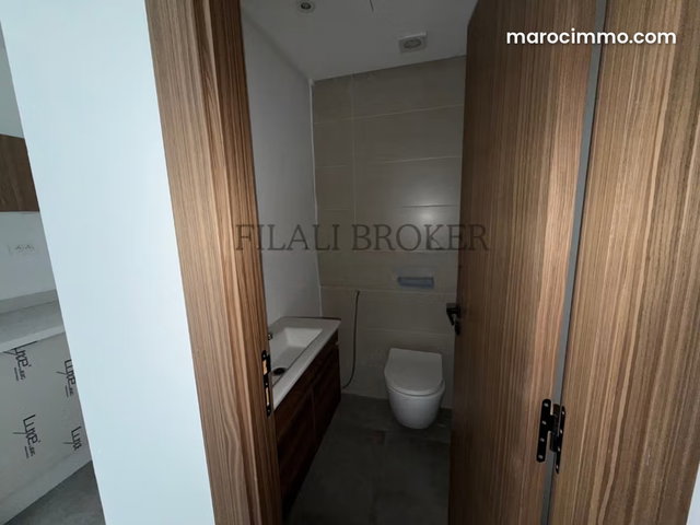 New Office Floor for Sale Bd Qods — 2