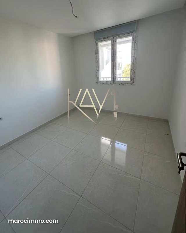 Appartement 2 chambres – 77 m² – Résidence sécurisée avec piscine — 3