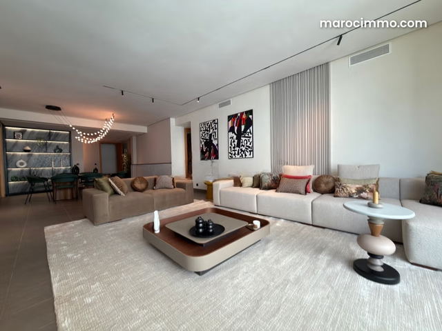 Appartement de prestige de 193 m2 en plein coeur de ain diab — Casablanca