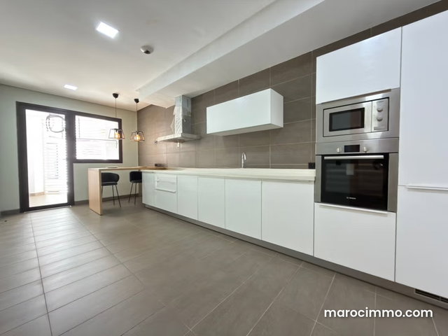 Luxury 193 m2 Apartment in Ain Diab's Heart — 4