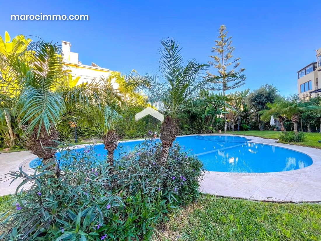 190 m² Apartment with Private Garden, Aïn Diab, Casablanca — Casablanca