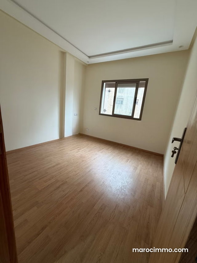 Sell Apartment in Massira 3 Bedrooms. Elevator and Parking — 3
