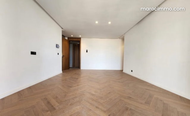 Sublime appartement vide sans vis à vis à louer — 4