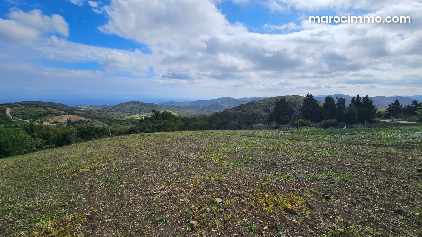 Land with Sea Views in Malabata, Tangier – Building Permit Included — Tangier