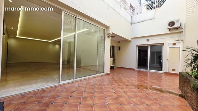 Top appartement Vide au rez de chaussée Terrasse — 3