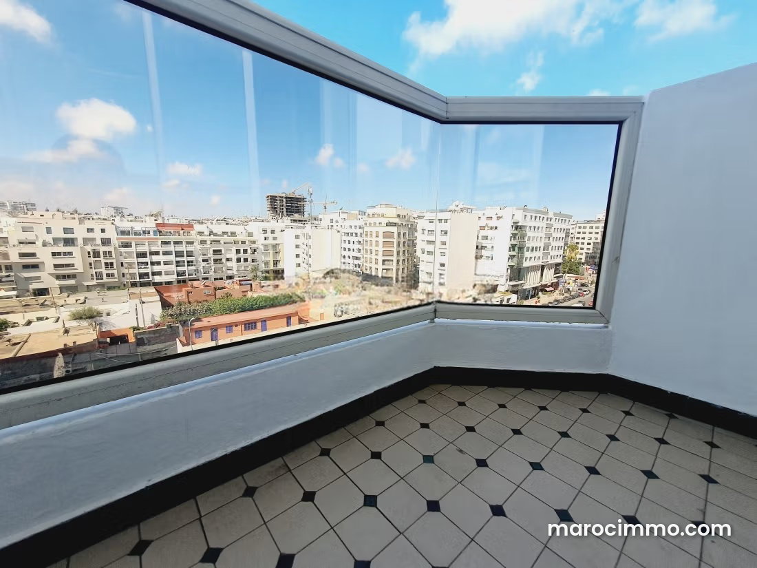 Furnished apartment with terrace in the heart of Maarif, Casablanca — Casablanca
