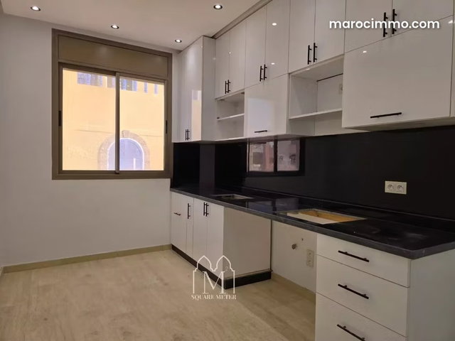 Appartement neuf – terrasse prive finition de qualite proche mer — 3