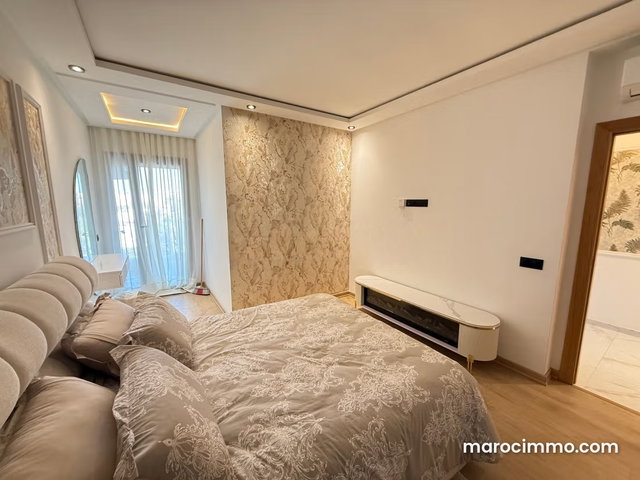 Rent a beautiful studio in the Hospitals district — 5